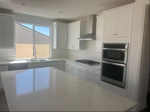 18436 Park Mountain Dr, Riverside, CA 92508 photo 11
