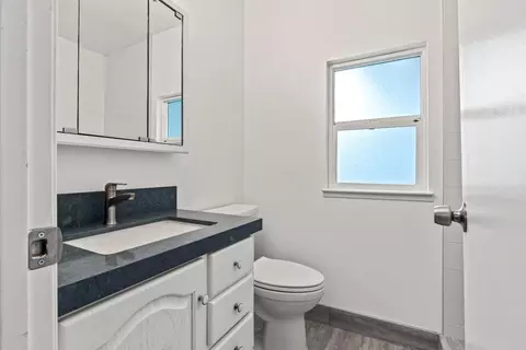 Bath - 1600 Brixton Ln, Modesto, CA 95356 photo 4 of 6
