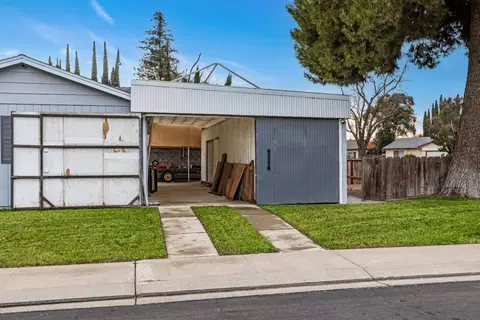 Exterior - 1600 Brixton Ln, Modesto, CA 95356 photo 14 of 18