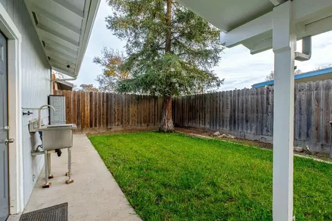 Exterior - 1600 Brixton Ln, Modesto, CA 95356 photo 7 of 18