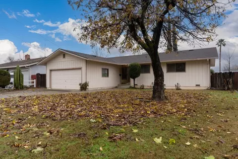 358 Sycamore Ave, Gustine, CA 95322 photo 3