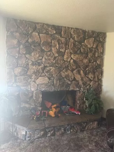 Living - 1100 Fish Dr, Modesto, CA 95351 photo 1 of 2