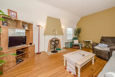 600 1st St, Winters, CA 95694 photo 7