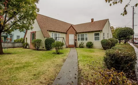 600 1st St, Winters, CA 95694 photo 2