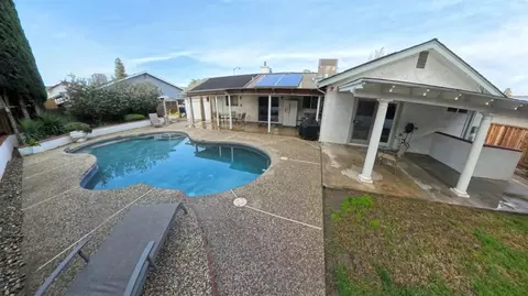 1342 Wimbledon Way, Manteca, CA 95336 photo 4