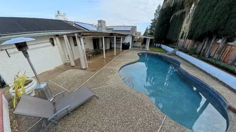 1342 Wimbledon Way, Manteca, CA 95336 photo 3