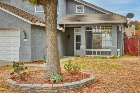 2212 Shadowbrook Way, Modesto, CA 95351 photo 4
