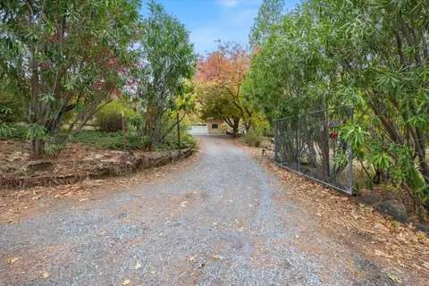 1028 Woodridge Rd, Placerville, CA 95667 photo 8