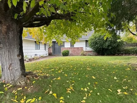 4800 Gibbons Dr, Carmichael, CA 95608 photo 2