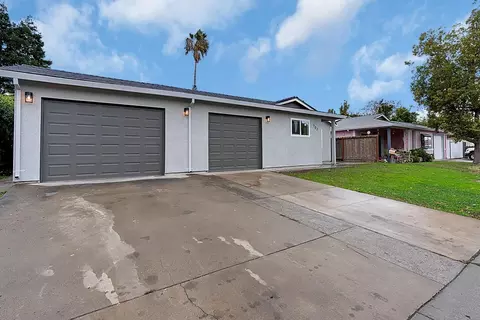 702 Milestone Dr, Lathrop, CA 95330 photo 4