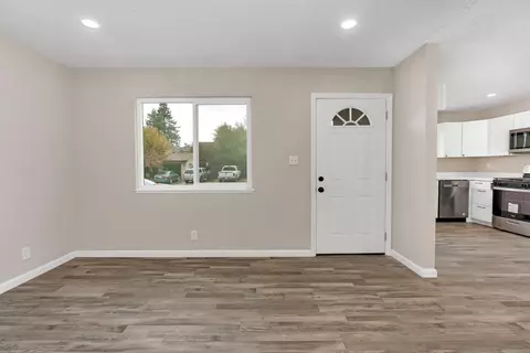 702 Milestone Dr, Lathrop, CA 95330 photo 10
