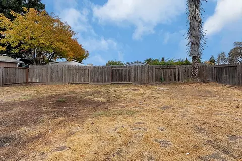 702 Milestone Dr, Lathrop, CA 95330 photo 39
