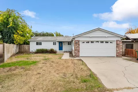 1052 Mason St, Lodi, CA 95242 photo 3