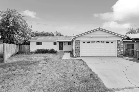 1052 Mason St, Lodi, CA 95242 photo 1