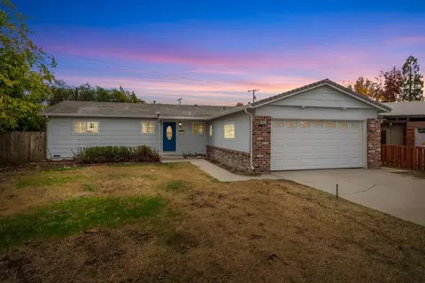 1052 Mason St, Lodi, CA 95242 photo 2