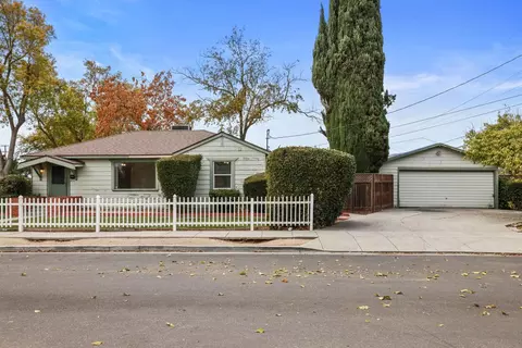 165 Hollywood, Tracy, CA 95376 photo 2