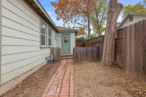 165 Hollywood, Tracy, CA 95376 photo 35