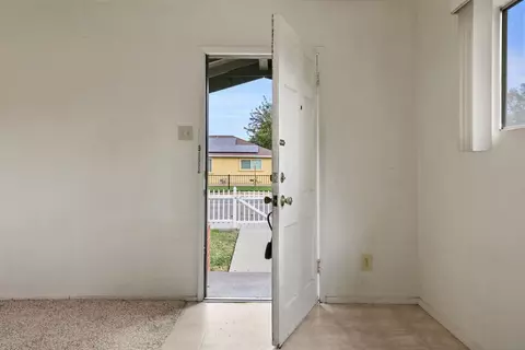 165 Hollywood, Tracy, CA 95376 photo 8