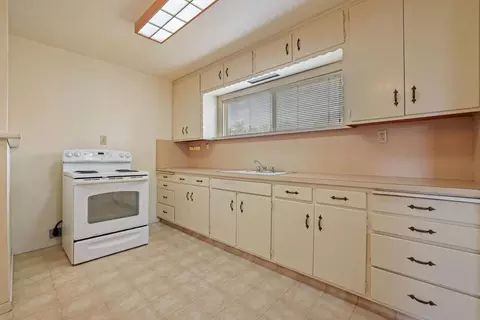 165 Hollywood, Tracy, CA 95376 photo 24