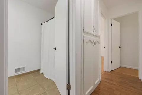 Entry Way - 1938 Rose Ave, Ceres, CA 95307 photo 7 of 11