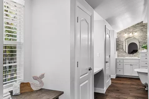 Entry Way - 2784 Redbridge Rd, Tracy, CA 95377 photo 11 of 15
