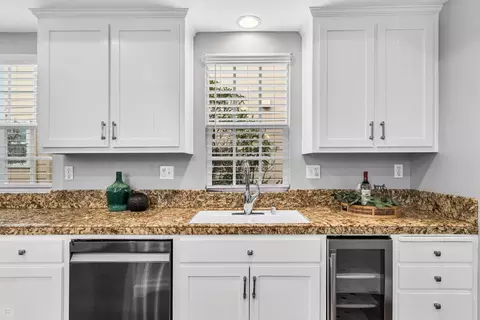 Kitchen - 2784 Redbridge Rd, Tracy, CA 95377 photo 7 of 7