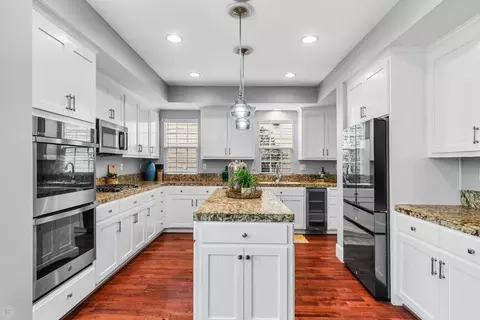 Kitchen - 2784 Redbridge Rd, Tracy, CA 95377 photo 1 of 7