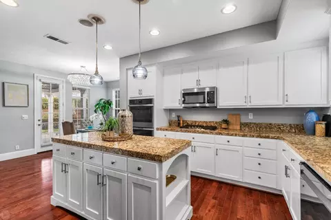 Kitchen - 2784 Redbridge Rd, Tracy, CA 95377 photo 5 of 7