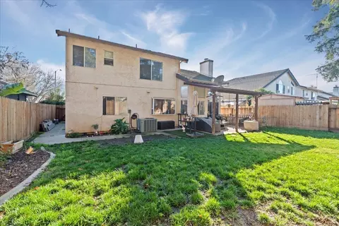 Exterior - 3817 Sharpsburg Dr, Modesto, CA 95357 photo 4 of 4