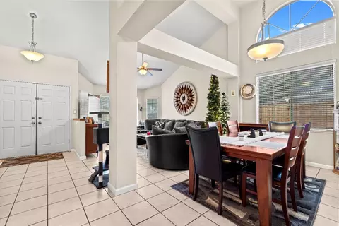 Entry Way - 3817 Sharpsburg Dr, Modesto, CA 95357 photo 1 of 5