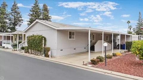 3904 Waimea Ln, Modesto, CA 95355 photo 3