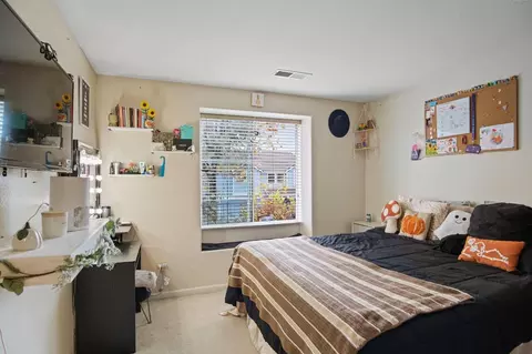 Bedroom - 1134 Kestrel Dr, Patterson, CA 95363 photo 2 of 4
