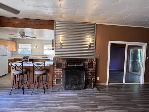 Living - 18239 Climax Rd, Jackson, CA 95642 photo 3 of 4