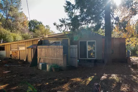Exterior - 18239 Climax Rd, Jackson, CA 95642 photo 4 of 20