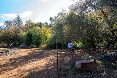 Exterior - 18239 Climax Rd, Jackson, CA 95642 photo 15 of 20