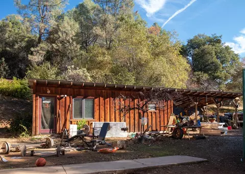 Exterior - 18239 Climax Rd, Jackson, CA 95642 photo 7 of 20