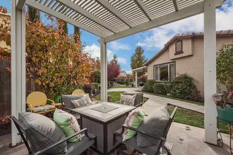Exterior - 1298 Muir Ct, Tracy, CA 95304 photo 8 of 12