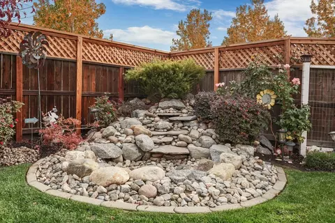 Exterior - 1298 Muir Ct, Tracy, CA 95304 photo 5 of 12