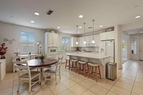 Kitchen - 1298 Muir Ct, Tracy, CA 95304 photo 1 of 7