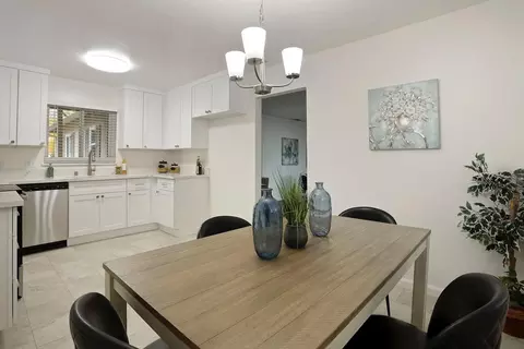 Dining - 2109 Geneva Dr, Modesto, CA 95350 photo 2 of 2