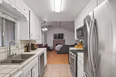 2301 Venus Dr, Ceres, CA 95307 photo 4