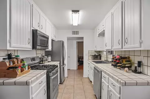 2301 Venus Dr, Ceres, CA 95307 photo 5