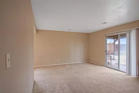 5025 Tyson Ave, Modesto, CA 95357 photo 5