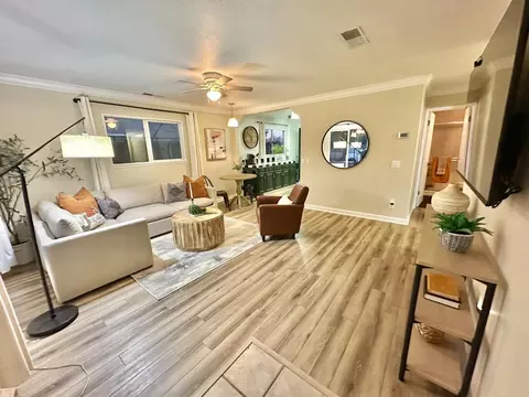 Living - 33 3rd Ave, Isleton, CA 95641 photo 1 of 5