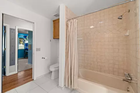 Bath - 5730 Gold Leaf Ln, Placerville, CA 95667 photo 2 of 9