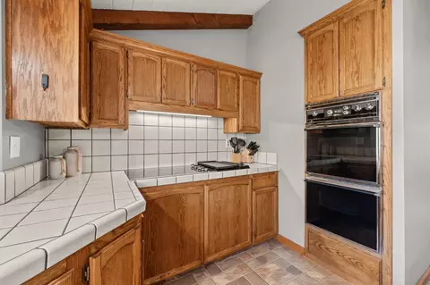 Kitchen - 5730 Gold Leaf Ln, Placerville, CA 95667 photo 5 of 8