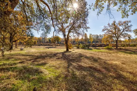 Exterior - 5730 Gold Leaf Ln, Placerville, CA 95667 photo 5 of 17