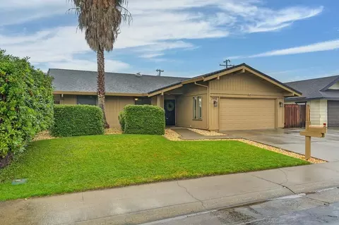 7532 Soules Way, Sacramento, CA 95823