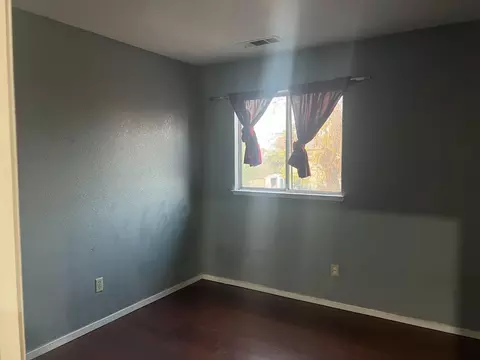 613 Park Hurst Way, Modesto, CA 95358 photo 8
