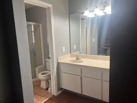 613 Park Hurst Way, Modesto, CA 95358 photo 13